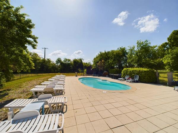 Superbe manoir rénové avec 4 gîtes