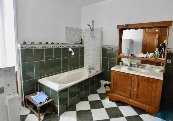 Superbe manoir rénové avec 4 gîtes