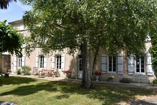Superbe manoir rénové avec 4 gîtes