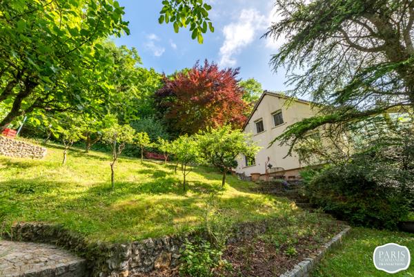 Exclusivité - Amfreville-la-Mi-Voie - Maison de 137,38m² avec jardin