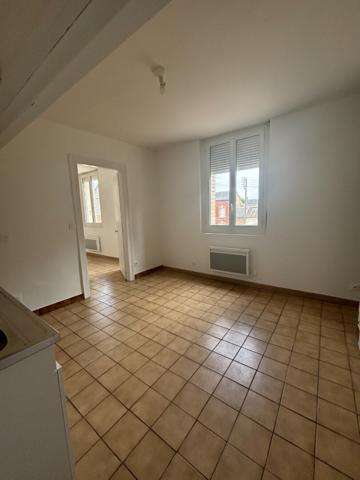 APPARTEMENT F1 BIS SUR LA COMMUNE DE CAUDEBEC LES ELBEUF