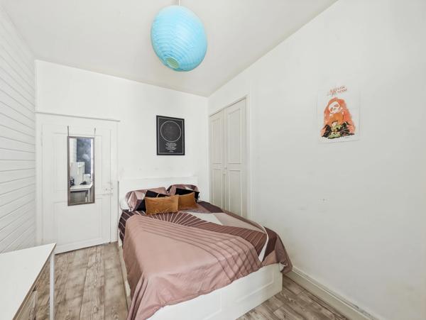 Dpt Haute Savoie (74), à vendre EVIAN-LES-BAINS Appartement T2 de 54 m² dans une résidence prestigieuse