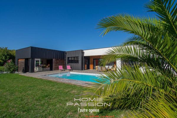 COZES - CONTEMPORAINE DE PLAIN PIED AVEC PISCINE