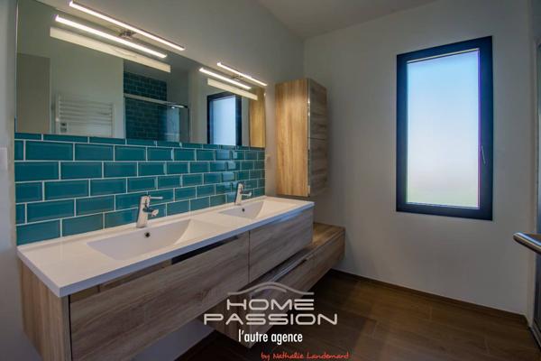 COZES - CONTEMPORAINE DE PLAIN PIED AVEC PISCINE