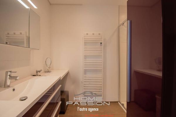 COZES - CONTEMPORAINE DE PLAIN PIED AVEC PISCINE