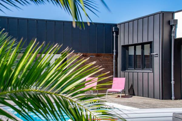 COZES - CONTEMPORAINE DE PLAIN PIED AVEC PISCINE