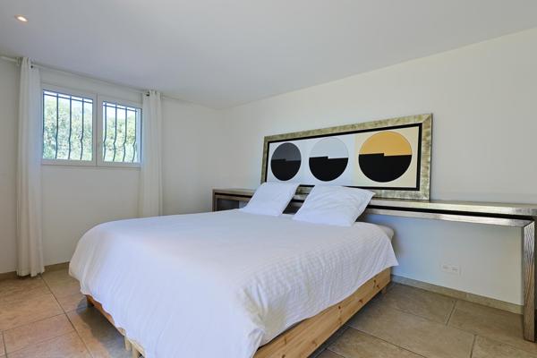 Villa à pied des plages, domaine sécurisé