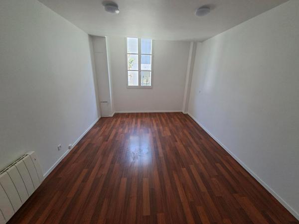 A louer, appartement T4 Jardin garage