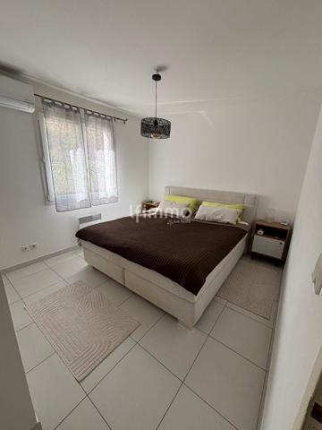 Maison T4 avec vue sur étangs , piscine et garage