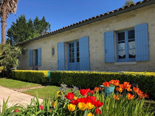Élégante maison de campagne avec piscine