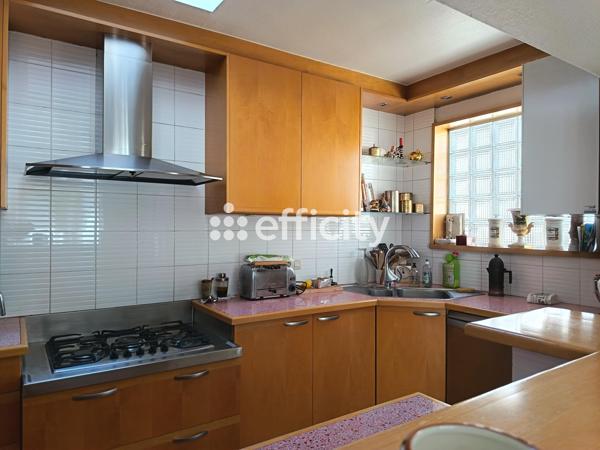 Maison
         4 pièces
        - 89 m² Exclusivité 696 800 € *