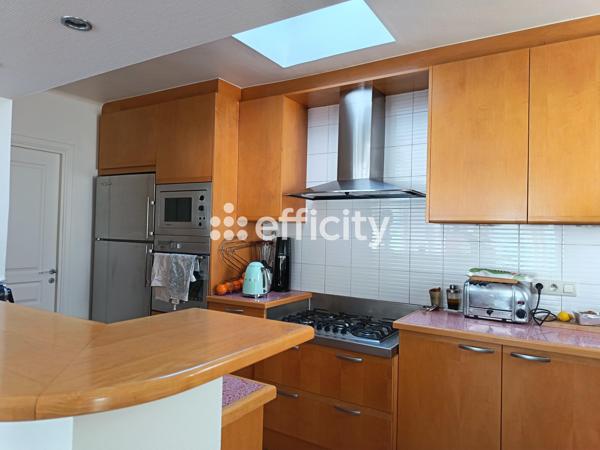 Maison
         4 pièces
        - 89 m² Exclusivité 696 800 € *