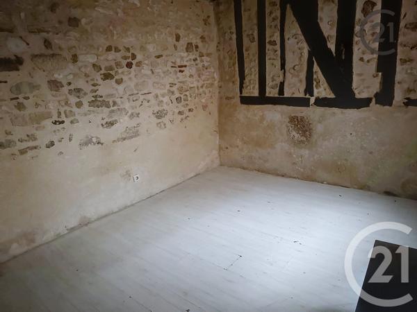 Appartement F2 à vendre  4 pièces - 72,32 m2 AUXERRE - 89