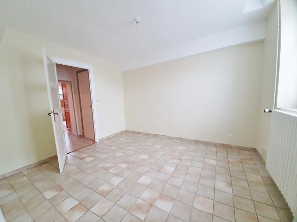 Maison 99 m² Changé - 4 pièces - 3 chambres