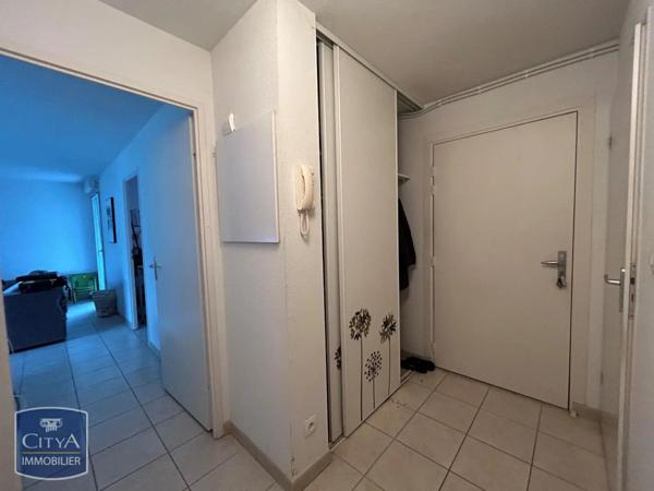 Appartement à louer 3 pièces 64m²
