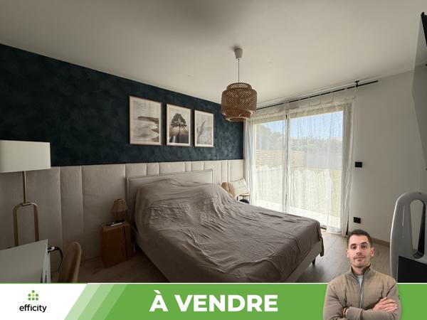 Maison
         7 pièces
        - 178 m² 428 000 € *