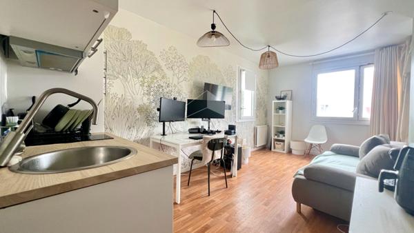 APPARTEMENT F1 Bis VENDU LOUÉ À ÉVRY-COURCOURONNES, 39 M² AVEC PARKING EN SOUS-SOL