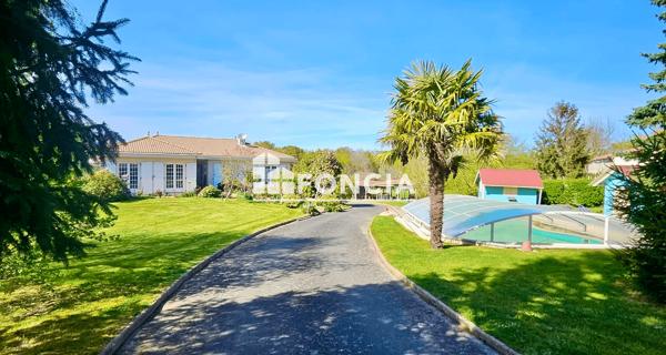 À vendre Maison 7 pièces 177 m² - Mouilleron-le-captif 85000