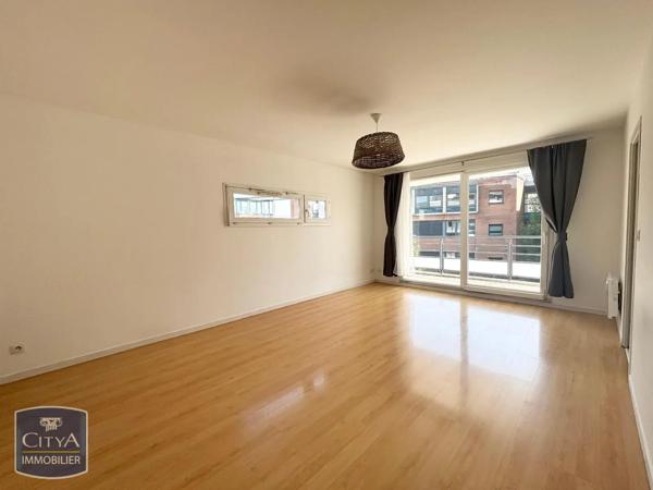 Appartement à louer 3 pièces 68.44m² Valenciennes (59300)