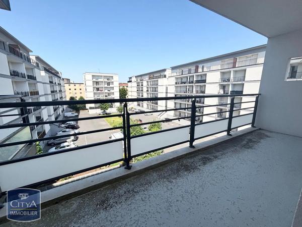 Appartement à louer 3 pièces 68.44m² Valenciennes (59300)