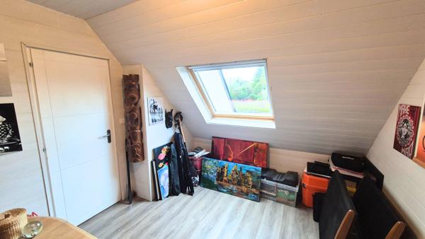 Gouesnach (29950) Gouesnach -Maison récente de 6 pièces principales sur 1151 m²