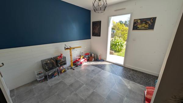 Gouesnach (29950) Gouesnach -Maison récente de 6 pièces principales sur 1151 m²