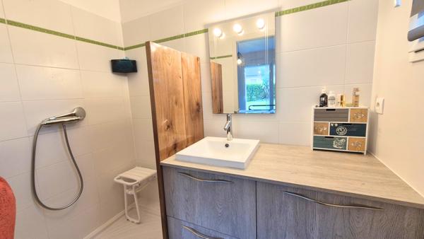 Gouesnach (29950) Gouesnach -Maison récente de 6 pièces principales sur 1151 m²