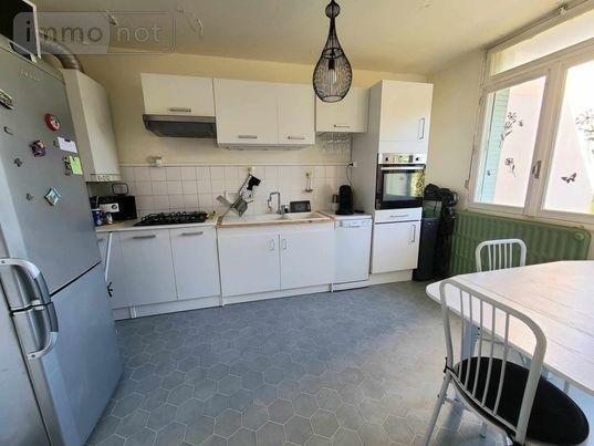 Appartement à vendre à Pierrelatte dans la Drôme (26700), ref : 26060-777