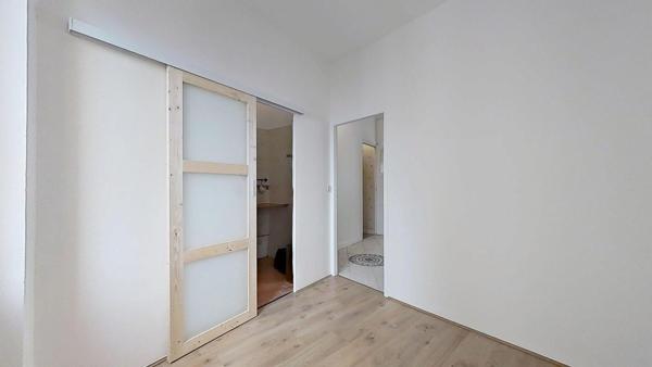 47 BIS RUE MARYSE BASTIE LYON 69008 – T2 Non meublé – 690 €CC