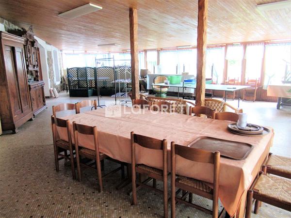 Achat immeuble près de Plouha - 21 pièce(s) - 561 m² - 420 000 €