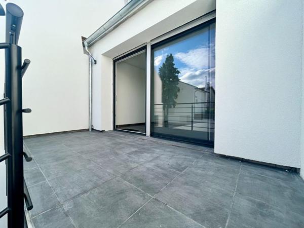 Fontenay Maison proche RER 15 min avec 2 terrasses et jardin