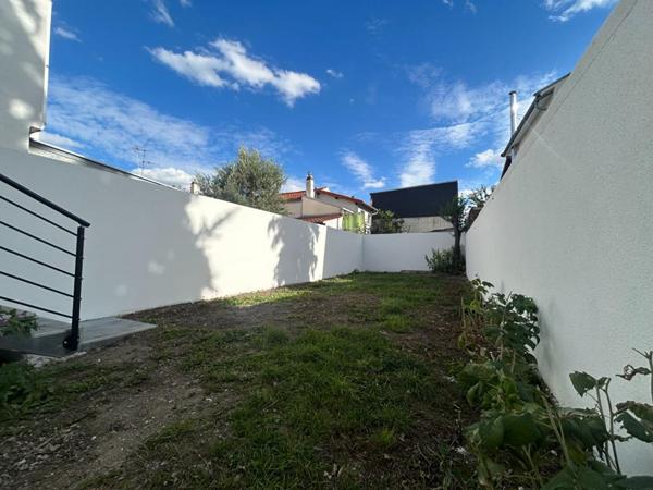 Fontenay Maison proche RER 15 min avec 2 terrasses et jardin