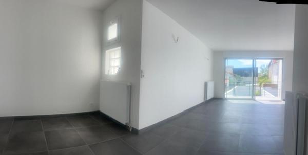 Fontenay Maison proche RER 15 min avec 2 terrasses et jardin