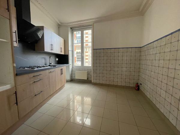 À louer  Belle maison familiale T6 à Orléans