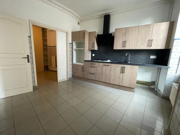 À louer  Belle maison familiale T6 à Orléans