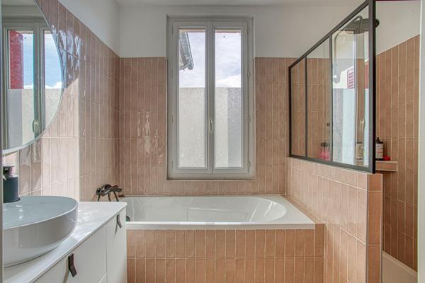 Rencontre entre charme des années 30 et rénovation contemporaine