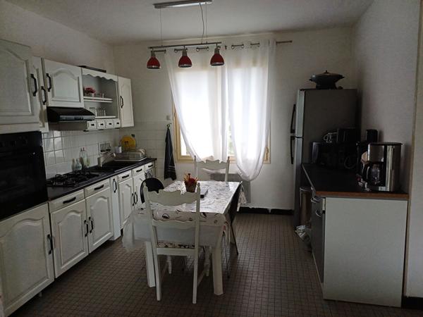 Bagneux : maison sur sous-sol 3 chambres avec jardin