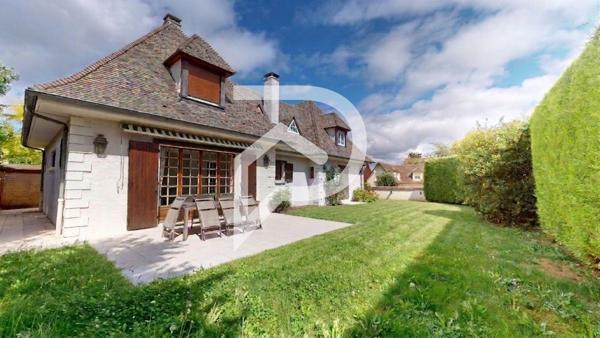 Maison 7 pièces 204 m2