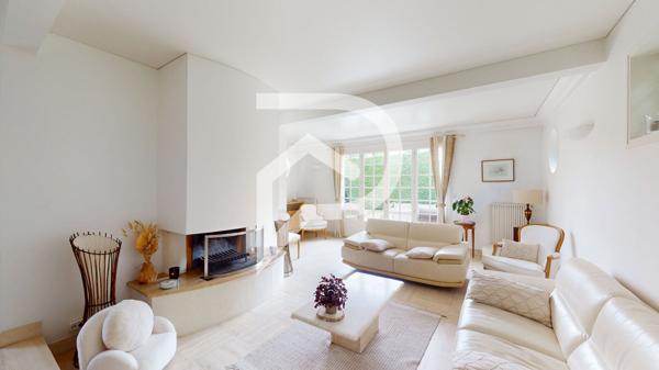 Maison 7 pièces 204 m2