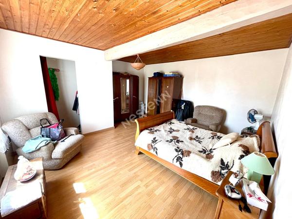 Maison Doué la Fontaine 6 pièce(s) 162.69 m2 - D5976