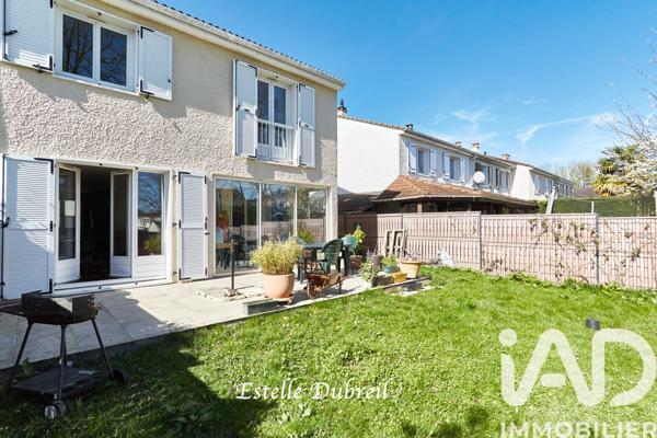 Maison à vendre 5 pièces 113 m² Montigny-le-Bretonneux
