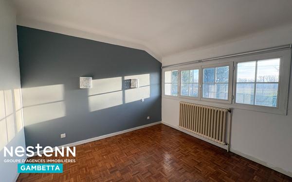 Maison à vendre Montauban (82) 5 chambres, double garage, piscine et cadre verdoyant