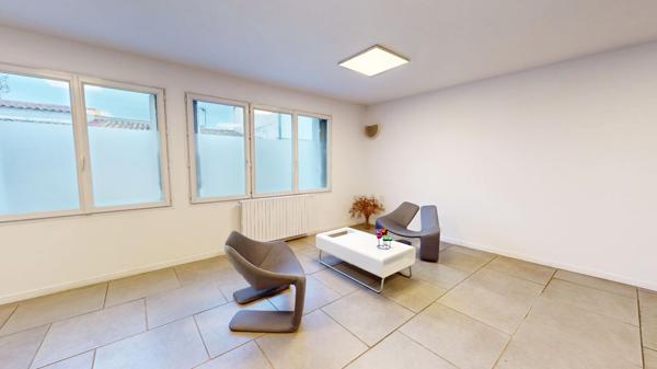 Maison Montpellier Celleneuve 4 pièce(s) 150.72 m2 patio garage atelier