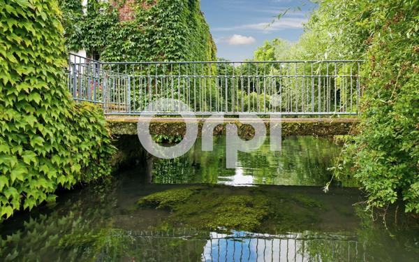 Maison à vendre    10 pièces •  Évreux