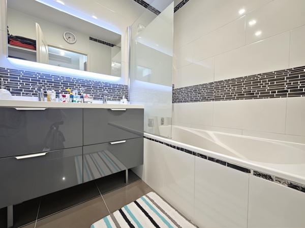 Maison 6 pièces - 90 m²