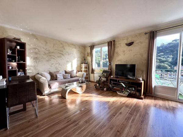 Appartement à MENTON (06500)
