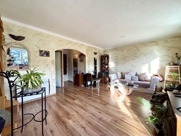 Appartement à MENTON (06500)