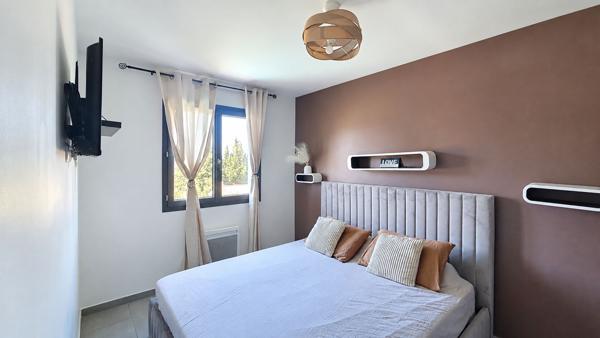 Maison T4 récente avec garage et piscine à Saint-Maximin-la-Sainte-Baume