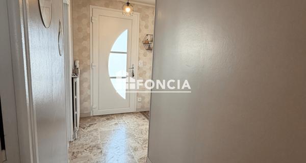 À vendre Maison 5 pièces 96 m² - Villeneuve-saint-germain 02200