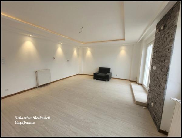 Dpt Moselle (57), à vendre SARRALBE maison P6 + Studio ou local